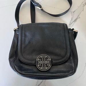 Tory Burch Black Leather Pebble Shoulder/Crossbody Bag